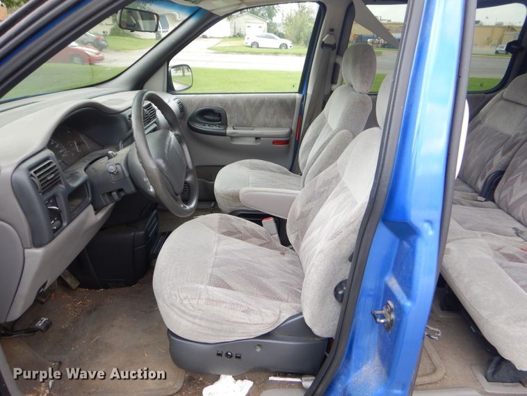 image for item FC9908 1997 Chevrolet Venture minivan