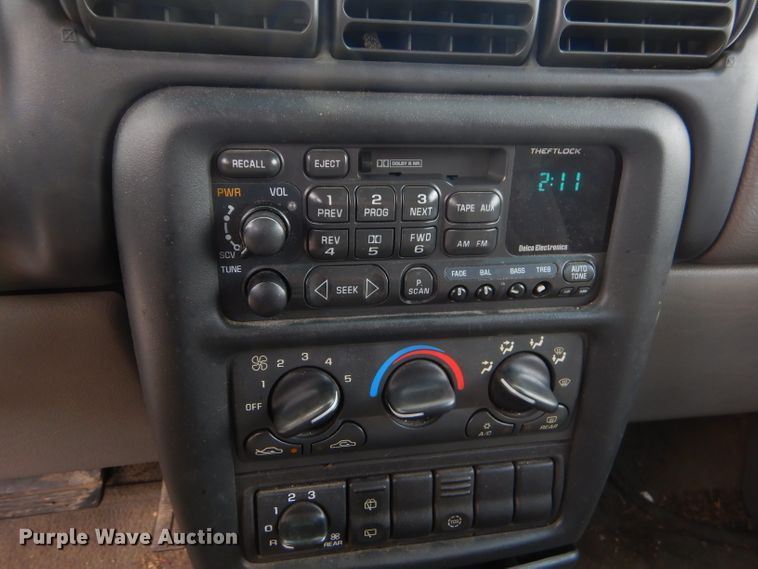 image for item FC9908 1997 Chevrolet Venture minivan