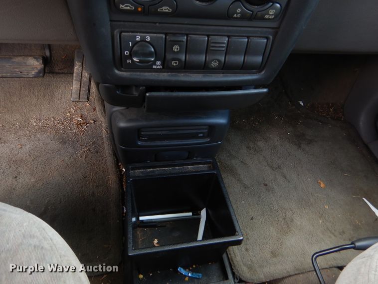 image for item FC9908 1997 Chevrolet Venture minivan