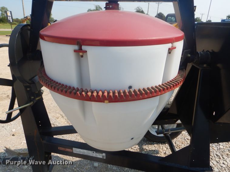 image for item FC9923 2017 Toro CM-958H-P cement mixer