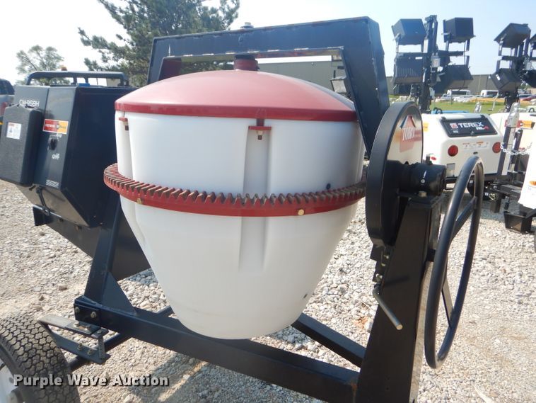 image for item FC9923 2017 Toro CM-958H-P cement mixer