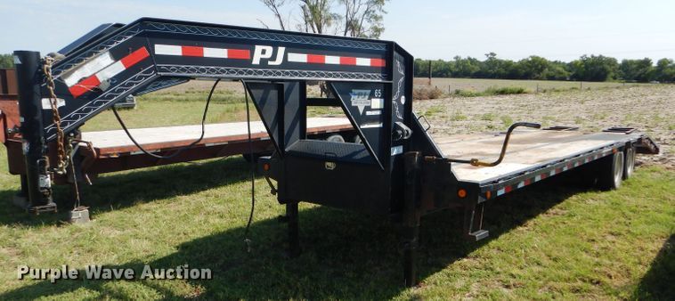 image for item FG9778 2011 PJ equipment trailer