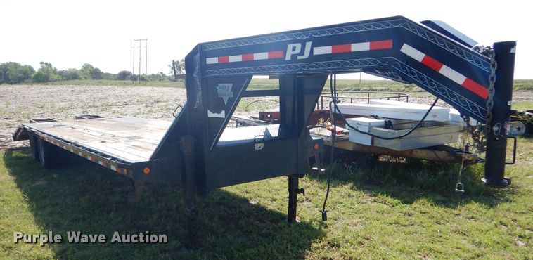 image for item FG9778 2011 PJ equipment trailer