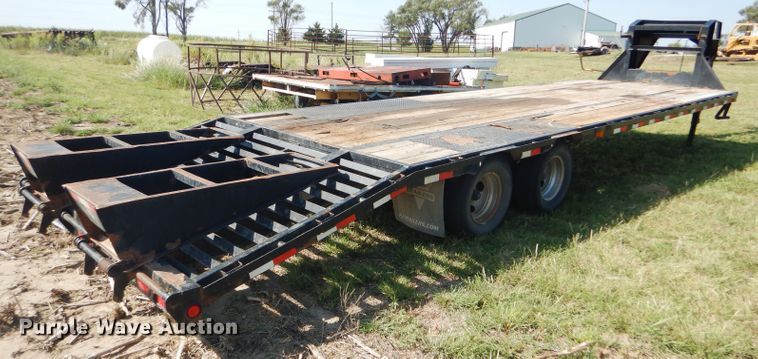 image for item FG9778 2011 PJ equipment trailer
