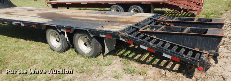 image for item FG9778 2011 PJ equipment trailer
