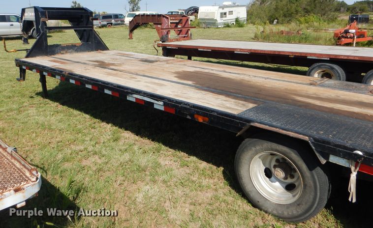 image for item FG9778 2011 PJ equipment trailer