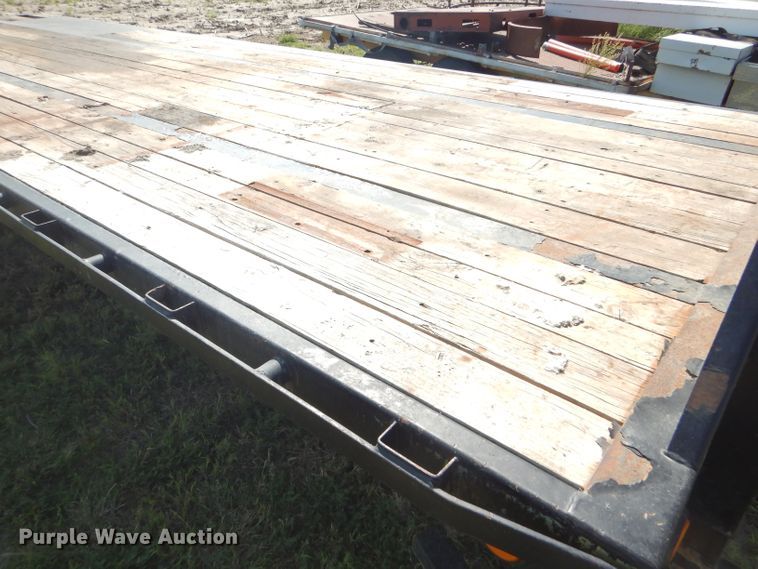 image for item FG9778 2011 PJ equipment trailer