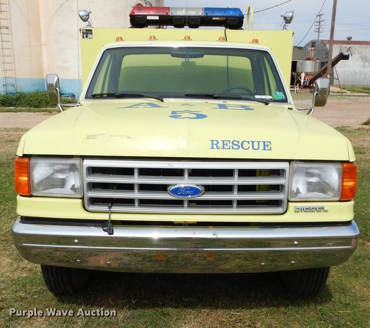 image for item FK9751 1991 Ford F350 utility bed pickup truck