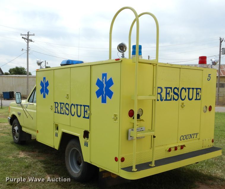 image for item FK9751 1991 Ford F350 utility bed pickup truck