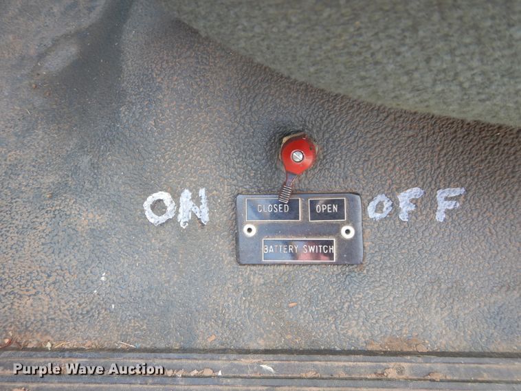 image for item FK9751 1991 Ford F350 utility bed pickup truck