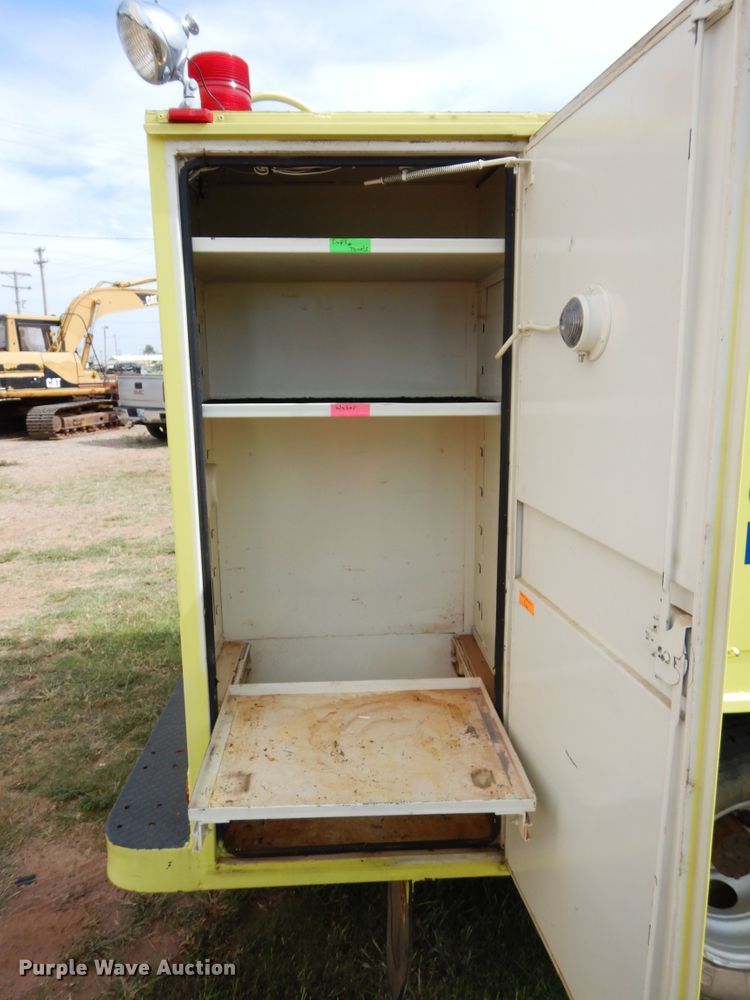 image for item FK9751 1991 Ford F350 utility bed pickup truck