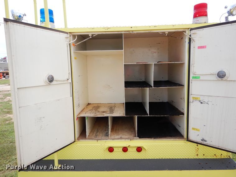 image for item FK9751 1991 Ford F350 utility bed pickup truck