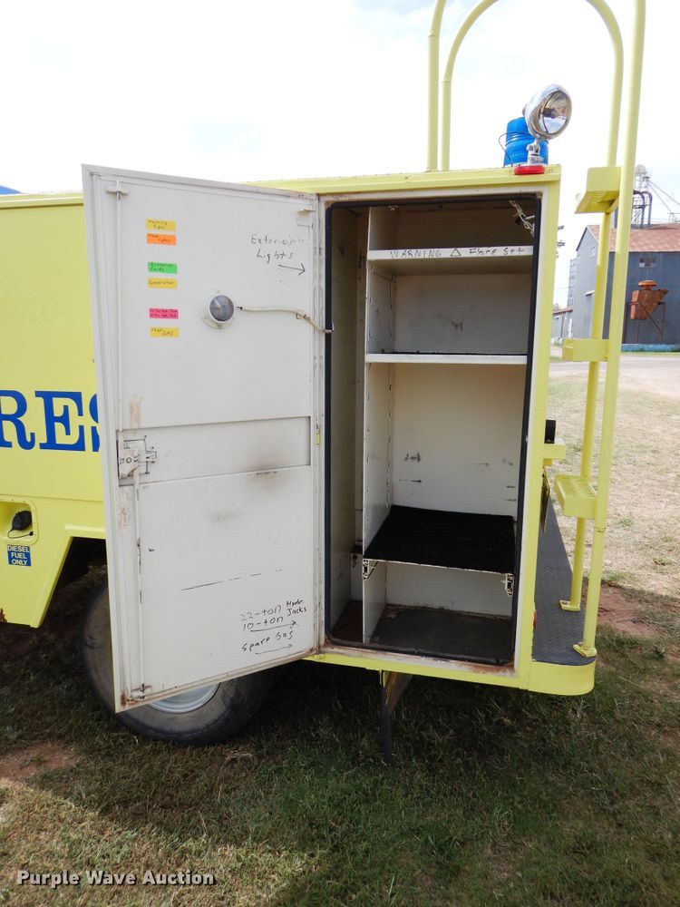 image for item FK9751 1991 Ford F350 utility bed pickup truck