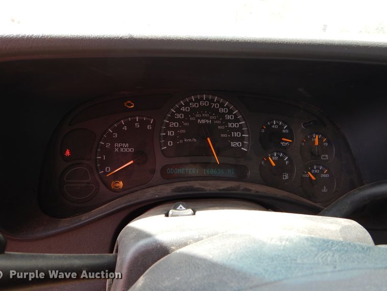 image for item FK9752 2003 Chevrolet Silverado 1500 pickup truck