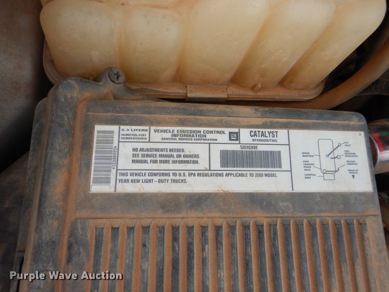 image for item FK9752 2003 Chevrolet Silverado 1500 pickup truck