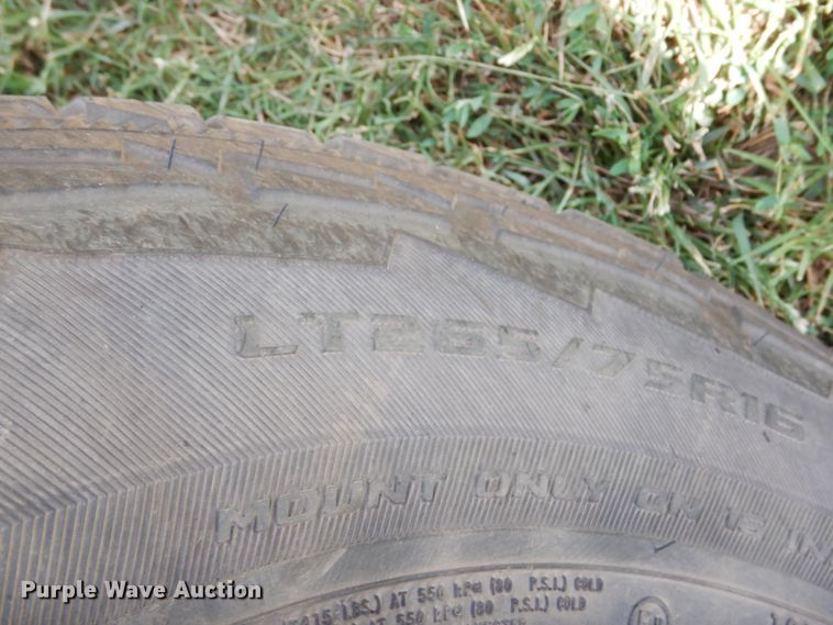 image for item FK9752 2003 Chevrolet Silverado 1500 pickup truck