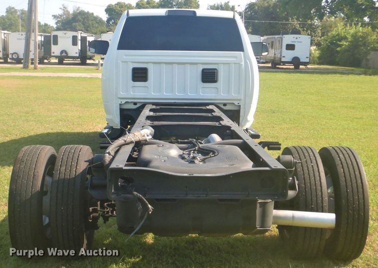 image for item FT9461 2014 Dodge Ram 4500HD SLT truck cab and chassis