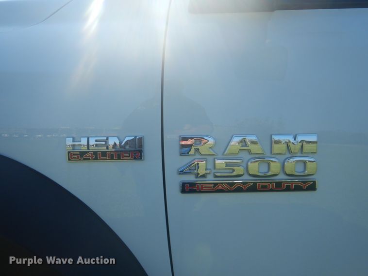 image for item FT9461 2014 Dodge Ram 4500HD SLT truck cab and chassis