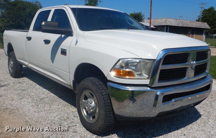 image for item FT9479 2012 Dodge Ram 3500 Crew Cab pickup truck