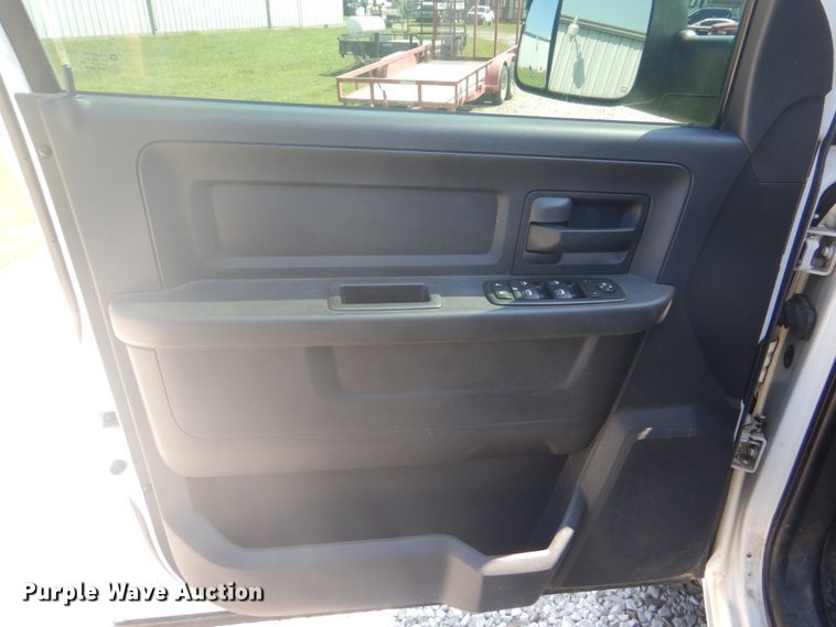 image for item FT9479 2012 Dodge Ram 3500 Crew Cab pickup truck