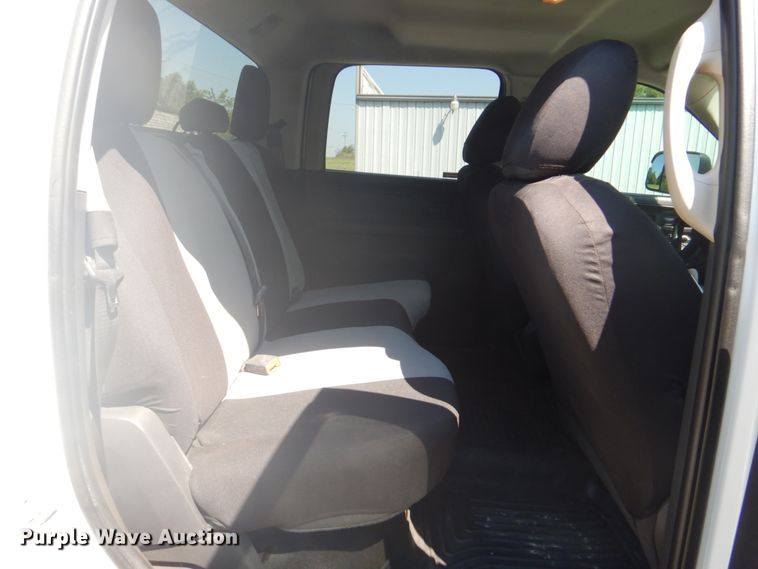 image for item FT9479 2012 Dodge Ram 3500 Crew Cab pickup truck