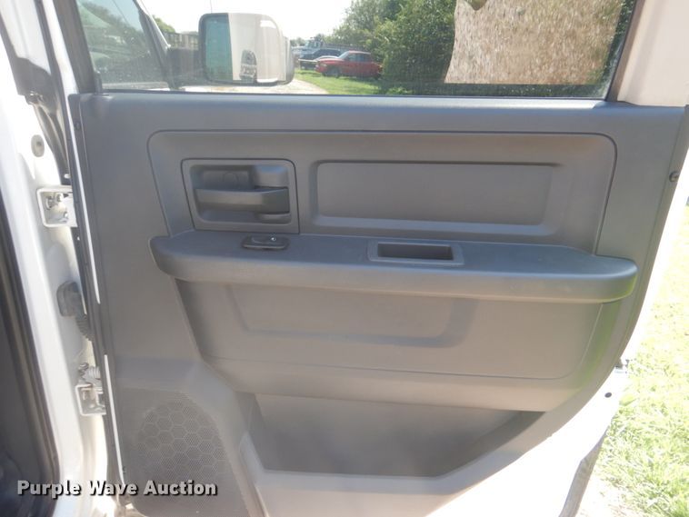 image for item FT9479 2012 Dodge Ram 3500 Crew Cab pickup truck