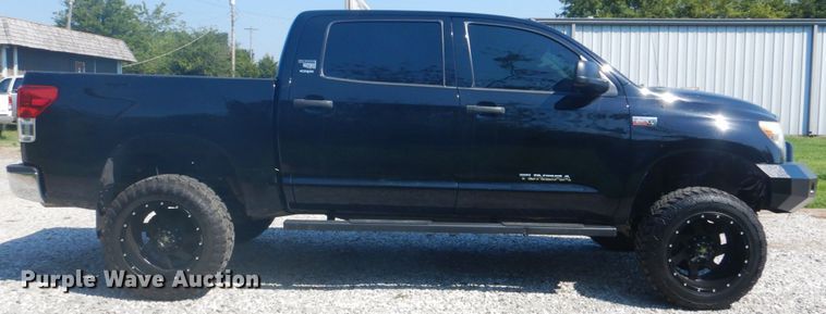 image for item FT9480 2013 Toyota Tundra Crew Max pickup truck