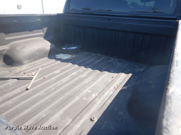 image for item FT9480 2013 Toyota Tundra Crew Max pickup truck