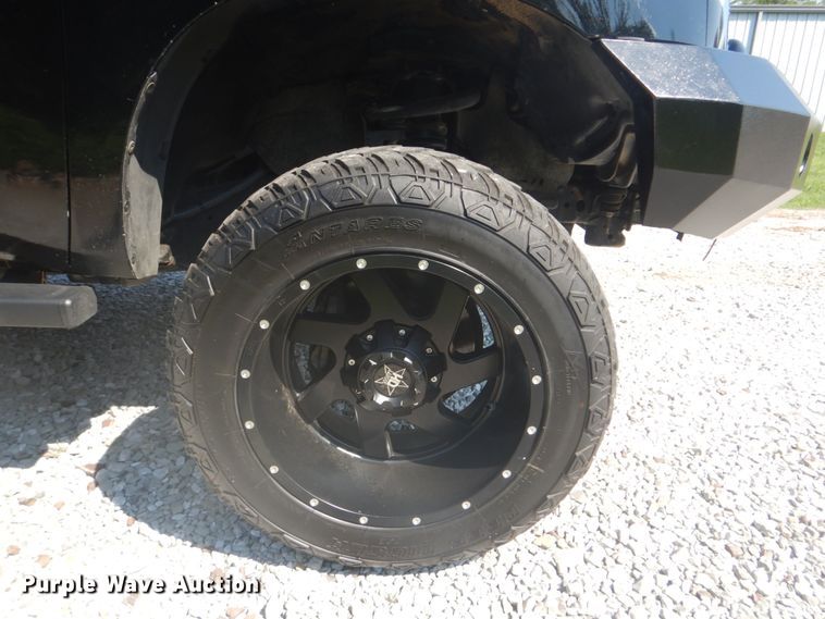 image for item FT9480 2013 Toyota Tundra Crew Max pickup truck