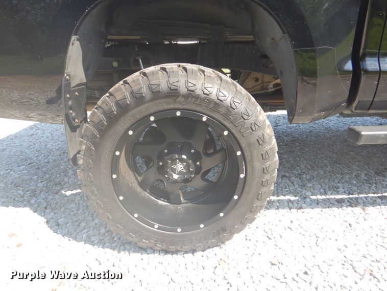 image for item FT9480 2013 Toyota Tundra Crew Max pickup truck