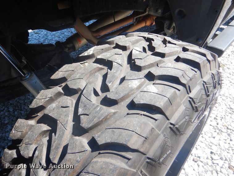 image for item FT9480 2013 Toyota Tundra Crew Max pickup truck