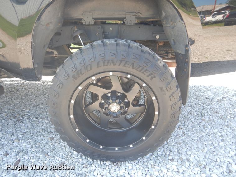 image for item FT9480 2013 Toyota Tundra Crew Max pickup truck