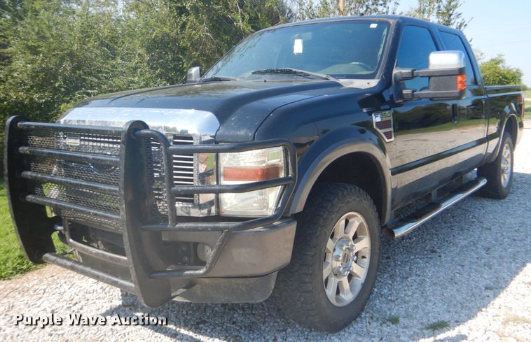 image for item FT9481 2008 Ford F250 Super Duty Crew Cab pickup truck