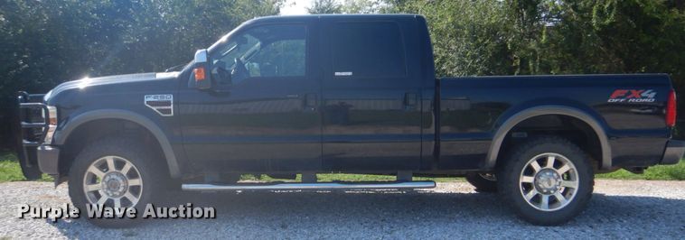 image for item FT9481 2008 Ford F250 Super Duty Crew Cab pickup truck