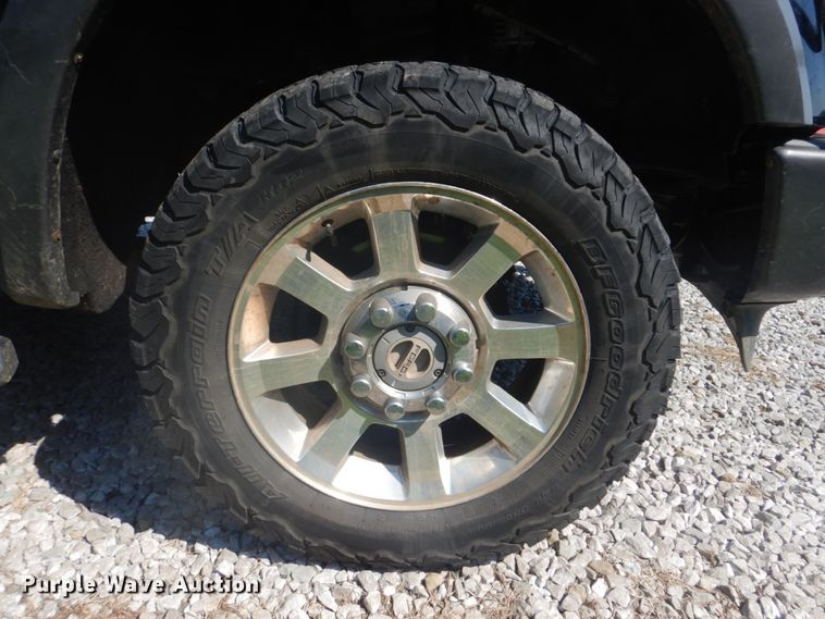 image for item FT9481 2008 Ford F250 Super Duty Crew Cab pickup truck