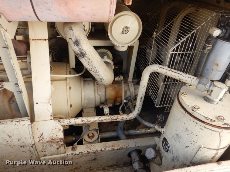 image for item FU9414 Ingersoll Rand 185 air compressor