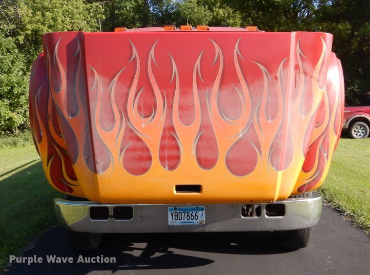 image for item FU9415 1999 International 4700 rollback truck