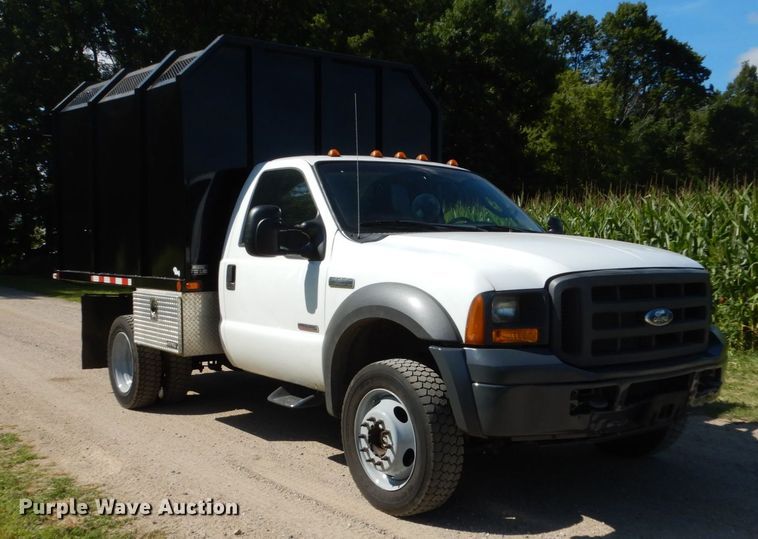 image for item FU9420 2005 Ford F550 dump truck