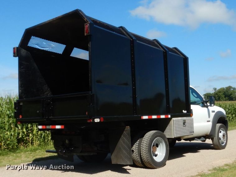 image for item FU9420 2005 Ford F550 dump truck