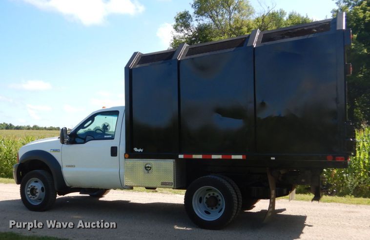 image for item FU9420 2005 Ford F550 dump truck