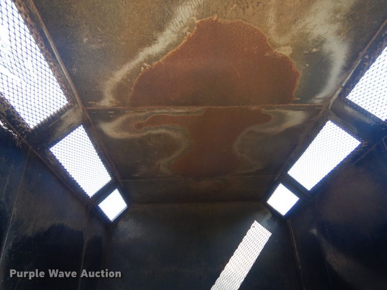 image for item FU9420 2005 Ford F550 dump truck