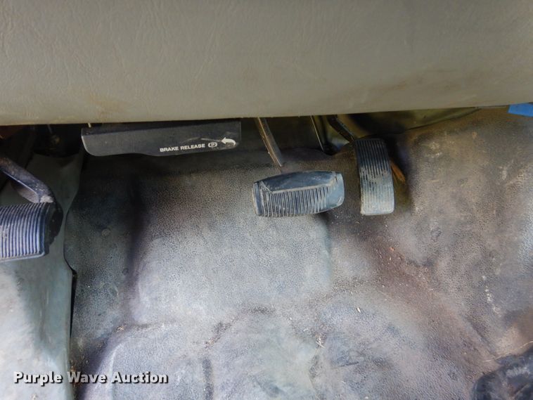 image for item FU9420 2005 Ford F550 dump truck