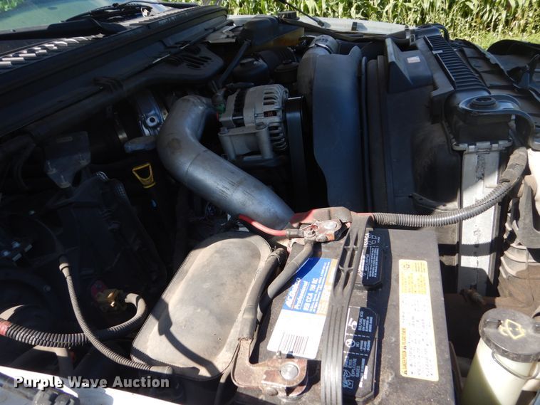 image for item FU9420 2005 Ford F550 dump truck