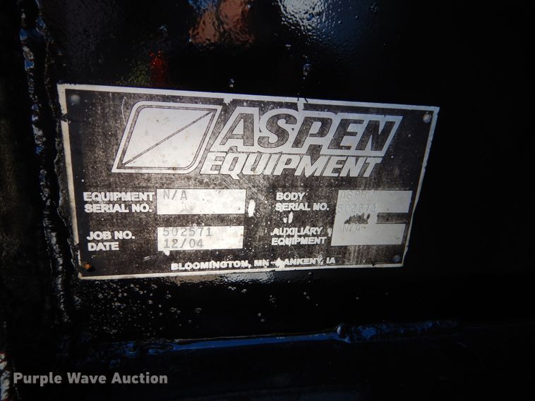 image for item FU9420 2005 Ford F550 dump truck