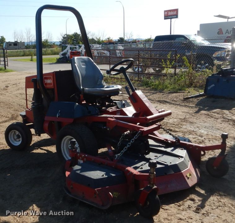 image for item FU9428 Toro Groundsmaster 328D lawn mower