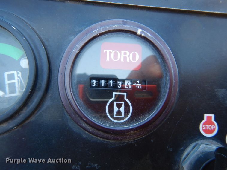 image for item FU9428 Toro Groundsmaster 328D lawn mower