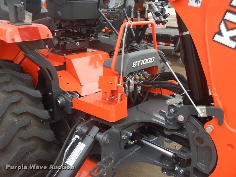 image for item FV9500 2016 Kubota L47 backhoe