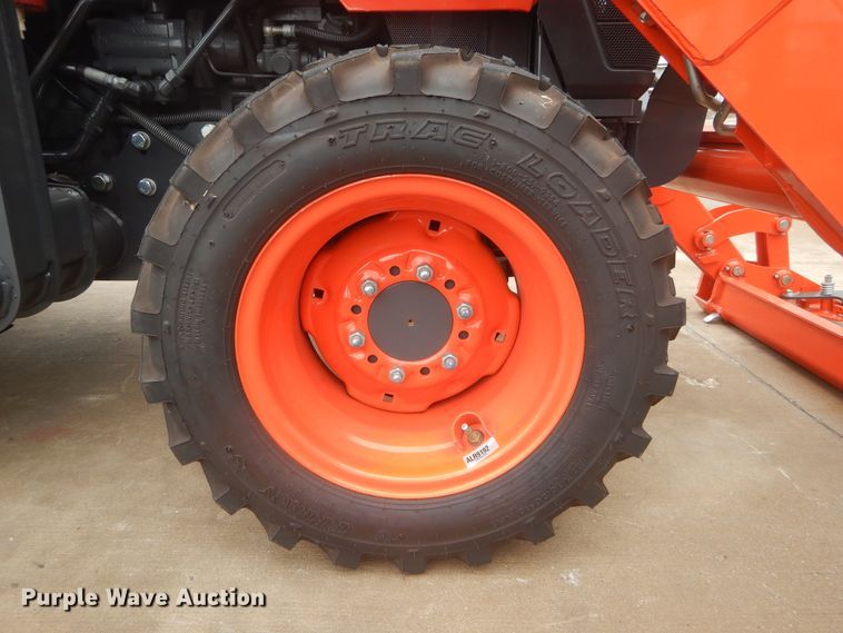 image for item FV9500 2016 Kubota L47 backhoe