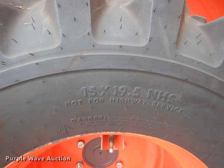 image for item FV9500 2016 Kubota L47 backhoe