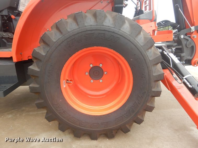 image for item FV9500 2016 Kubota L47 backhoe